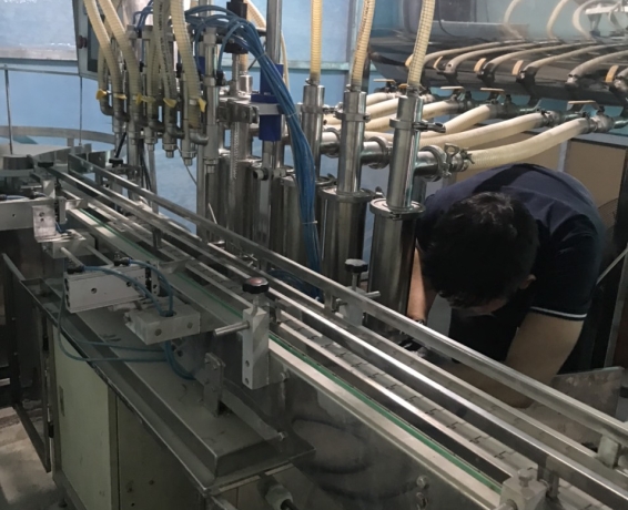 Máy Chiết Rót 6 Vòi