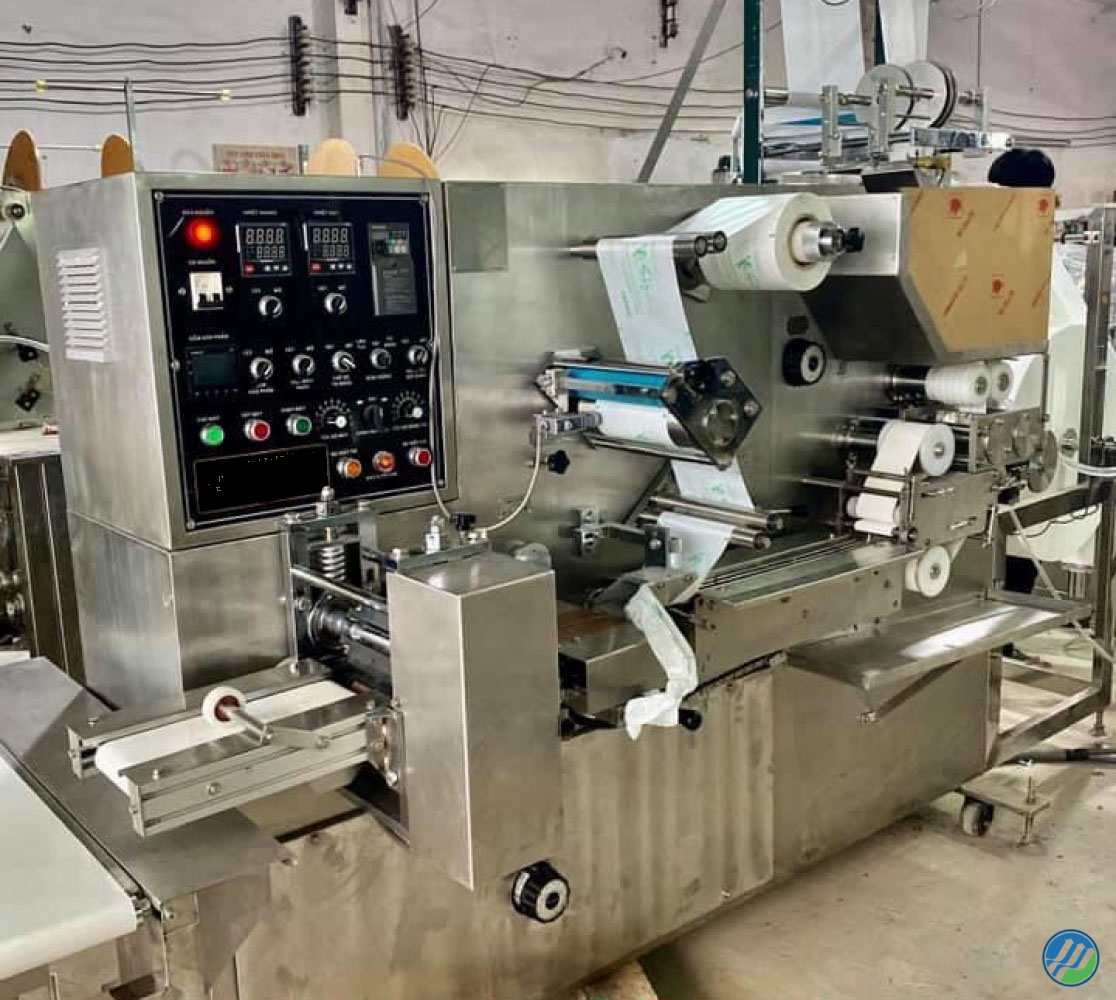 Máy Đóng Gói Khăn Lạnh Lâm Gia Phát